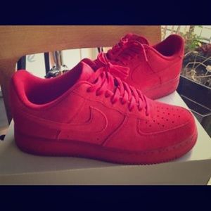 air force ones with red bottom